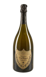 Dom Pérignon 2010 bottle – vintage Champagne with tropical fruit and mineral elegance.