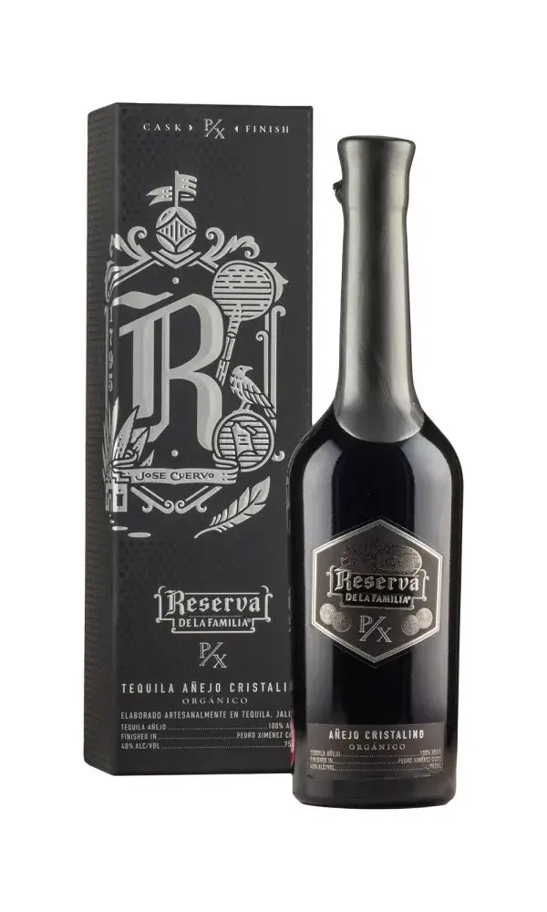 Jose Cuervo Reserva de la Familia Añejo Cristalino 75cl – clear, luxury tequila in a premium bottle with rich aged character and smooth finish.