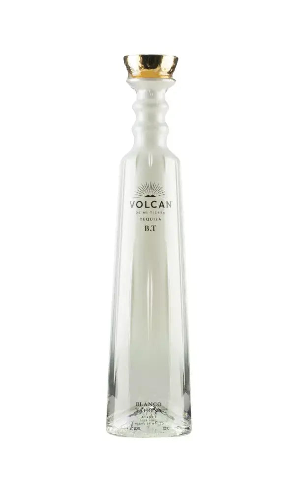 Volcán De Mi Tierra Blanco Tahona Tequila 70cl – clear, artisanal tequila in a refined bottle, highlighting pure agave and citrus freshness.
