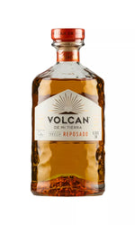 Volcán De Mi Tierra Reposado Tequila 70cl – golden-hued tequila in a modern bottle, featuring rich oak-aged character and smooth agave notes.