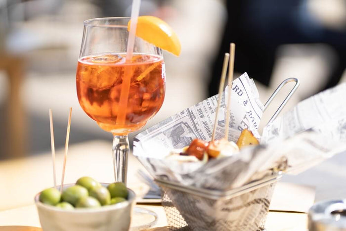 How to Pair Cocktails and Food Together