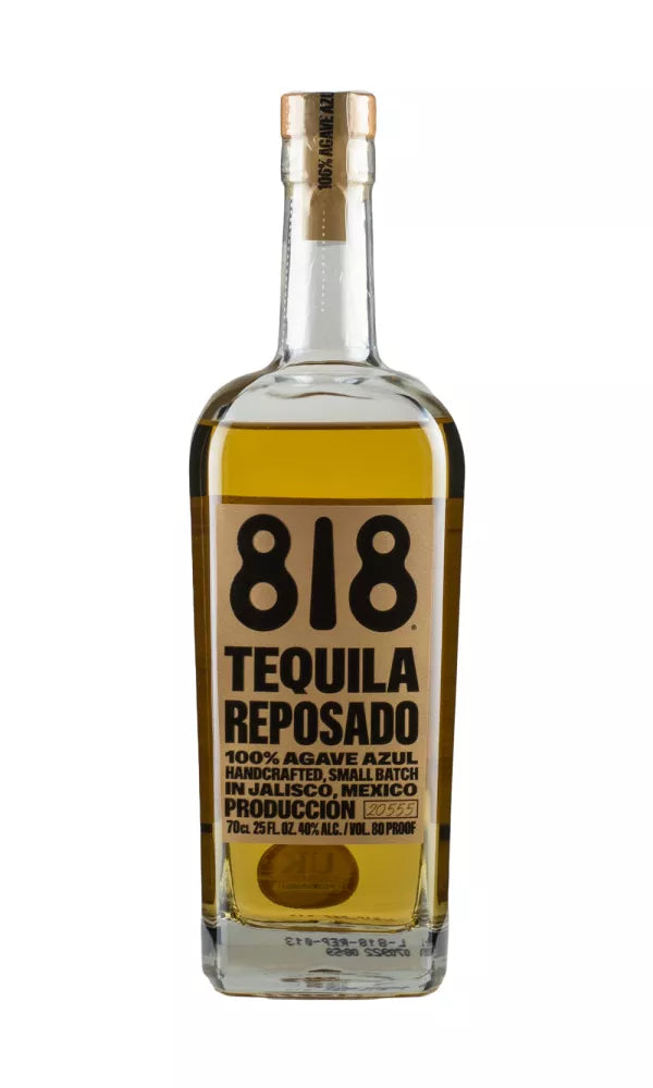 818 Reposado Tequila 70cl – golden tequila in a stylish bottle with smooth oak-aged flavors and warm agave notes.