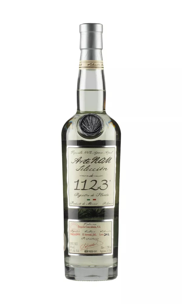 ArteNOM Selección de 1123 Blanco Tequila 70cl – clear, high-proof tequila with fresh agave and citrus notes, ideal for sipping or cocktails.