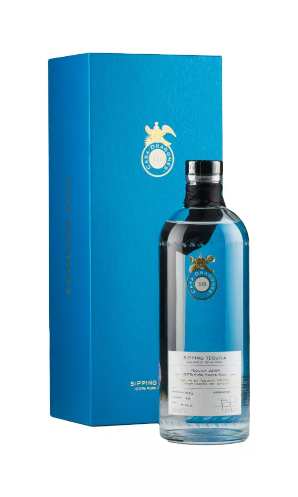 Casa Dragones Joven Tequila 70cl – elegant hand-engraved crystal bottle holding ultra-premium, smooth tequila crafted for sipping.
