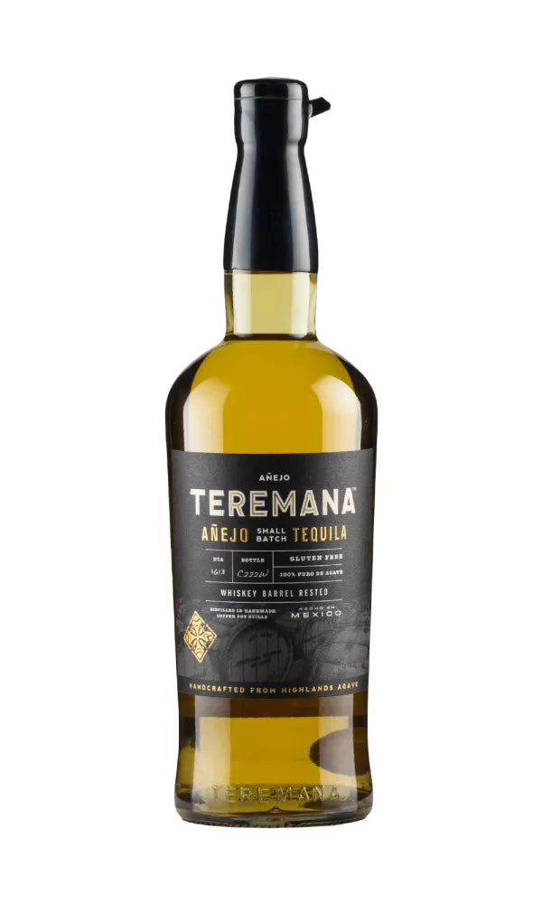 Teremana Añejo Tequila 70cl – amber-colored tequila in a bold, artisanal bottle showcasing aged character and smooth complexity.