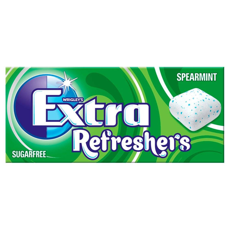 EXTRA REFRESHER'S SPEARMINT gum packaging with spearmint flavor and sugar-free label.